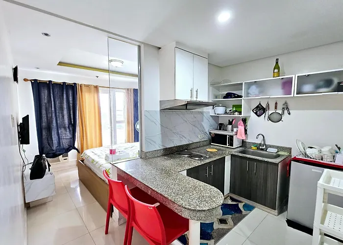 Birchtower By Jeizel Apartment Manila
